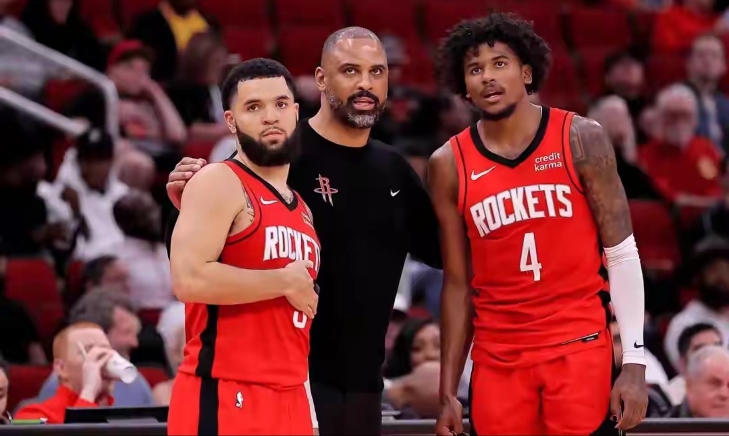 PG电子线上登入-鹈鹕完胜灰熊，汉密尔顿制霸全场