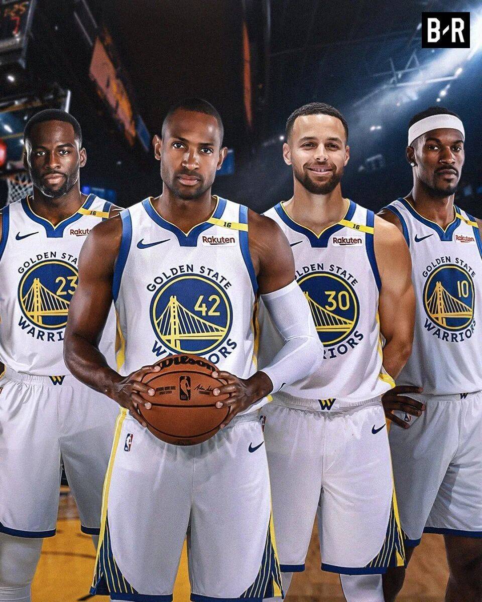 PG游戏下载-勇士领先分队友受伤，局势变数多