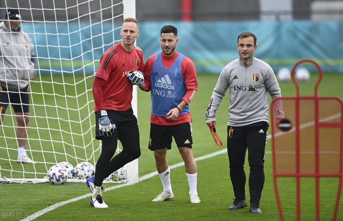 PG电子娱乐在线-包含法国客场逆袭奥地利，小组领先优势更大的词条