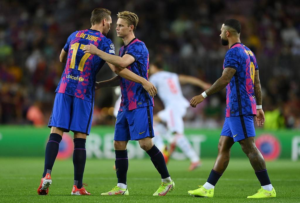 PG电子游戏-包含巴塞罗那凭借团队配合，轻松击败对手的词条