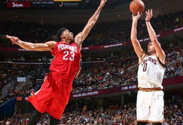 包含魔术完胜鹈鹕，克莱高光表现的词条