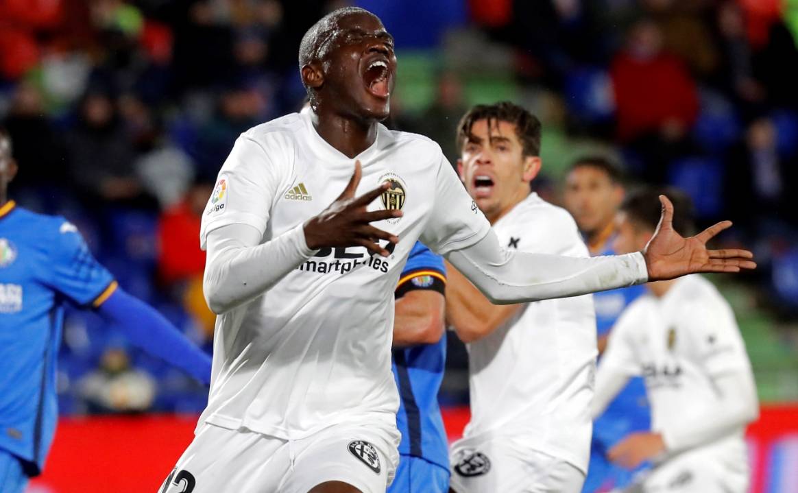 PG游戏APP-关于阿尔梅里亚迎来奥萨苏纳，谁能笑到最后的信息