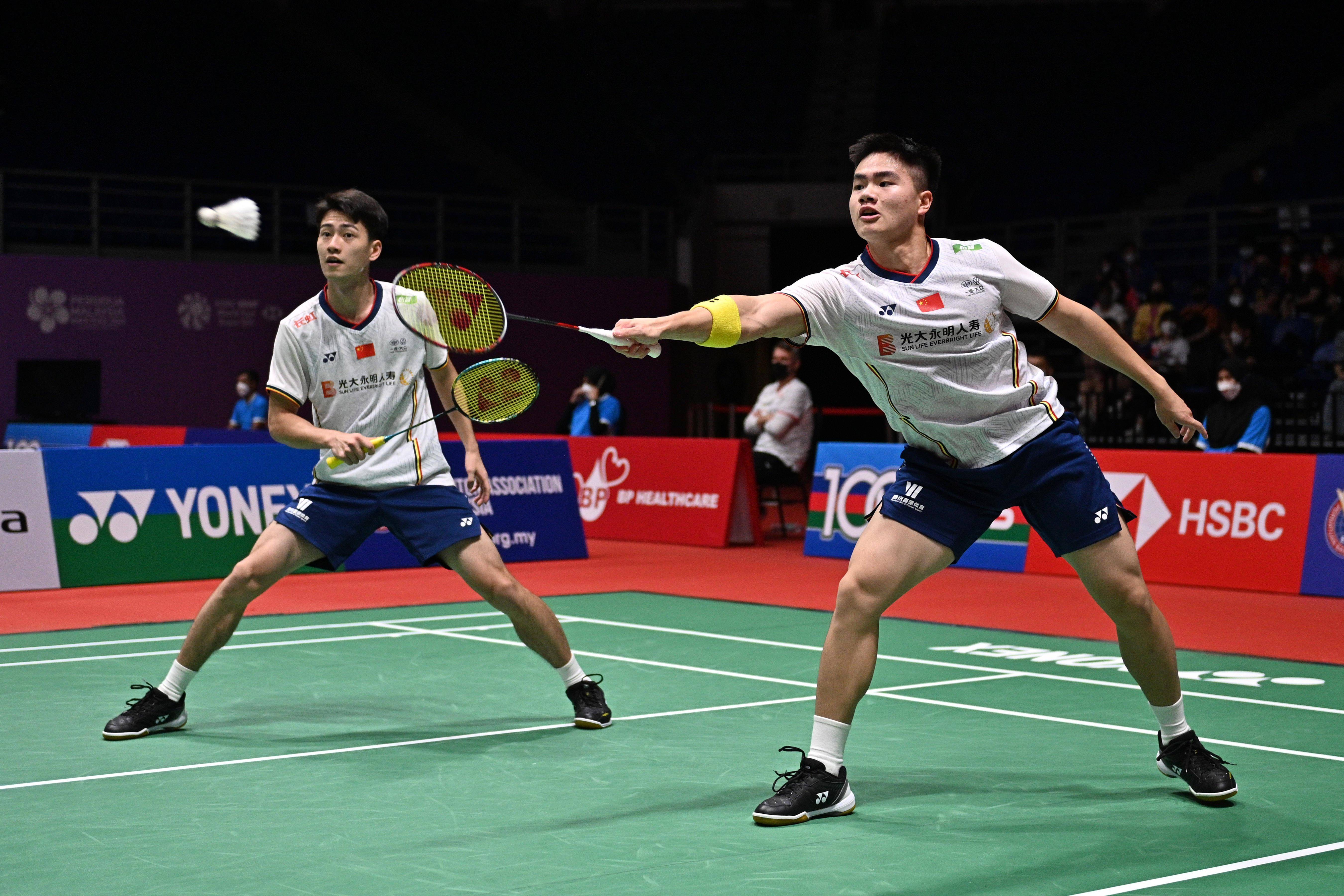 包含马来西亚羽毛球队翻盘泰国羽毛球队，李宗伟制霸全场的词条