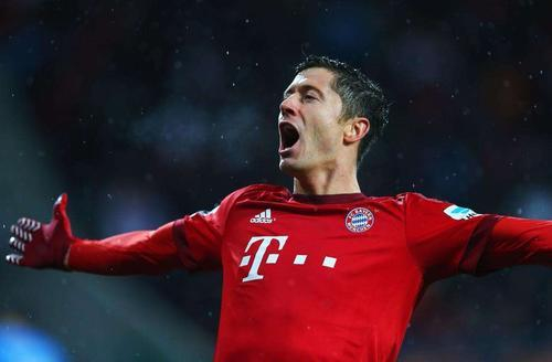 PG Soft Gaming-包含里昂横扫丹麦，莱万爆发神勇的词条