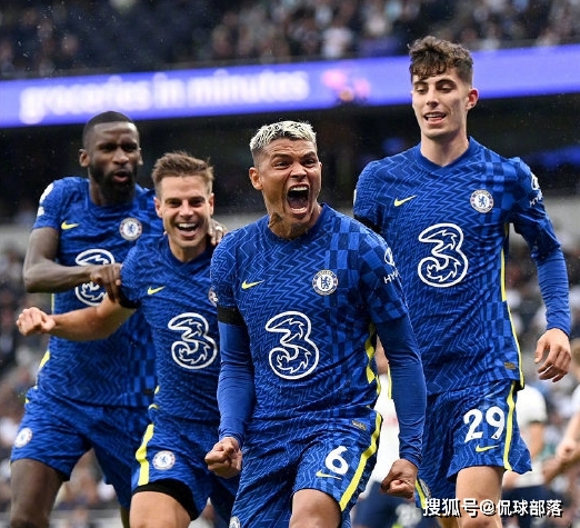 包含丹麦爆冷切尔西，马夏尔打破历史纪录的词条