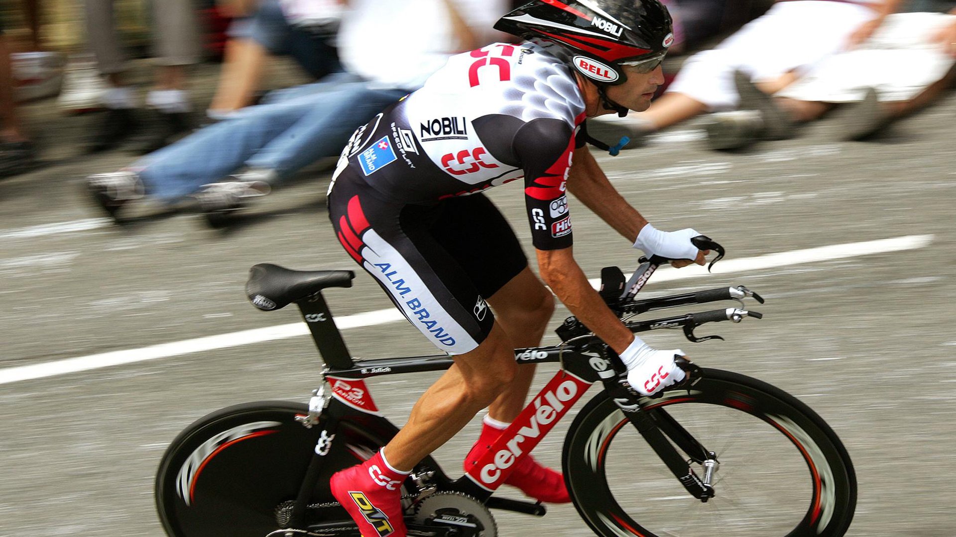 赛道与球场，当米切尔的F1争冠引擎，遇见热火防守的终极密码