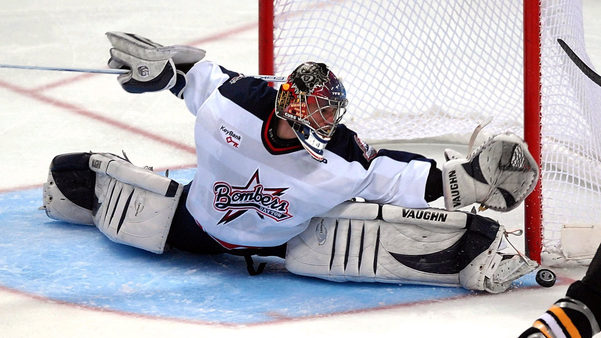 南国奇迹，深圳队力克猛龙，米切尔关键时刻铸就历史