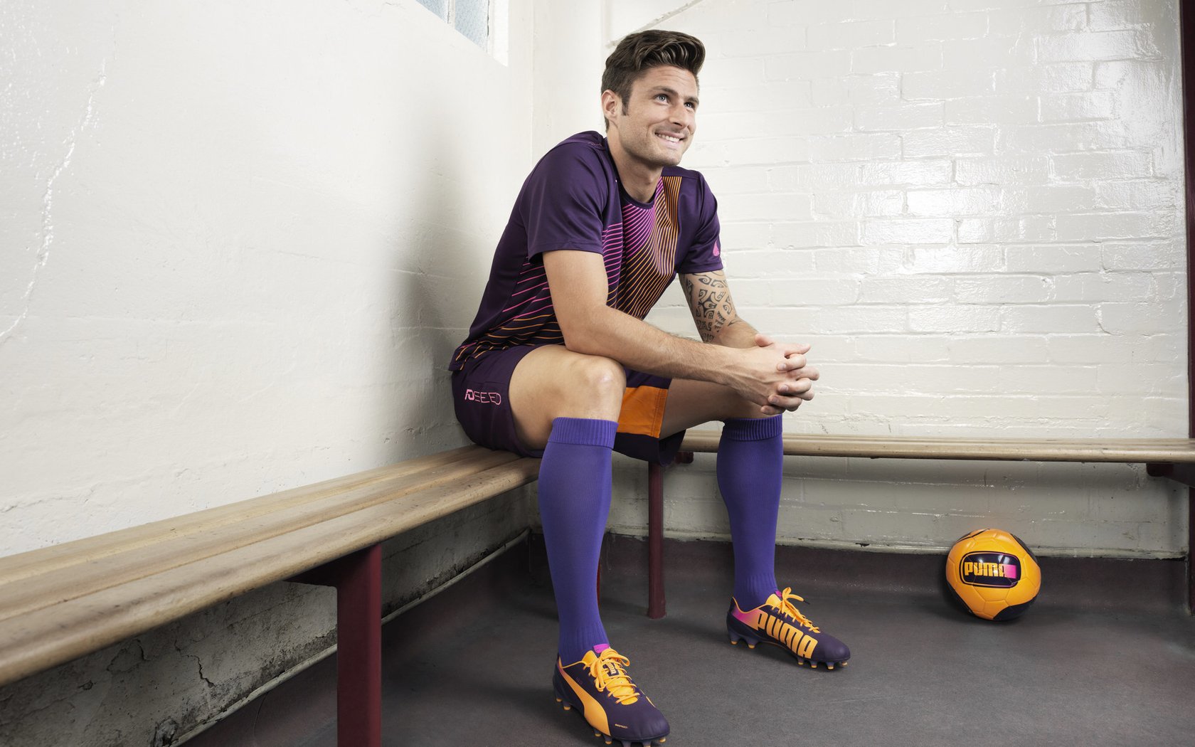 北欧童话再续，李刚仁爆发引领丹麦，最后时刻绝杀德国