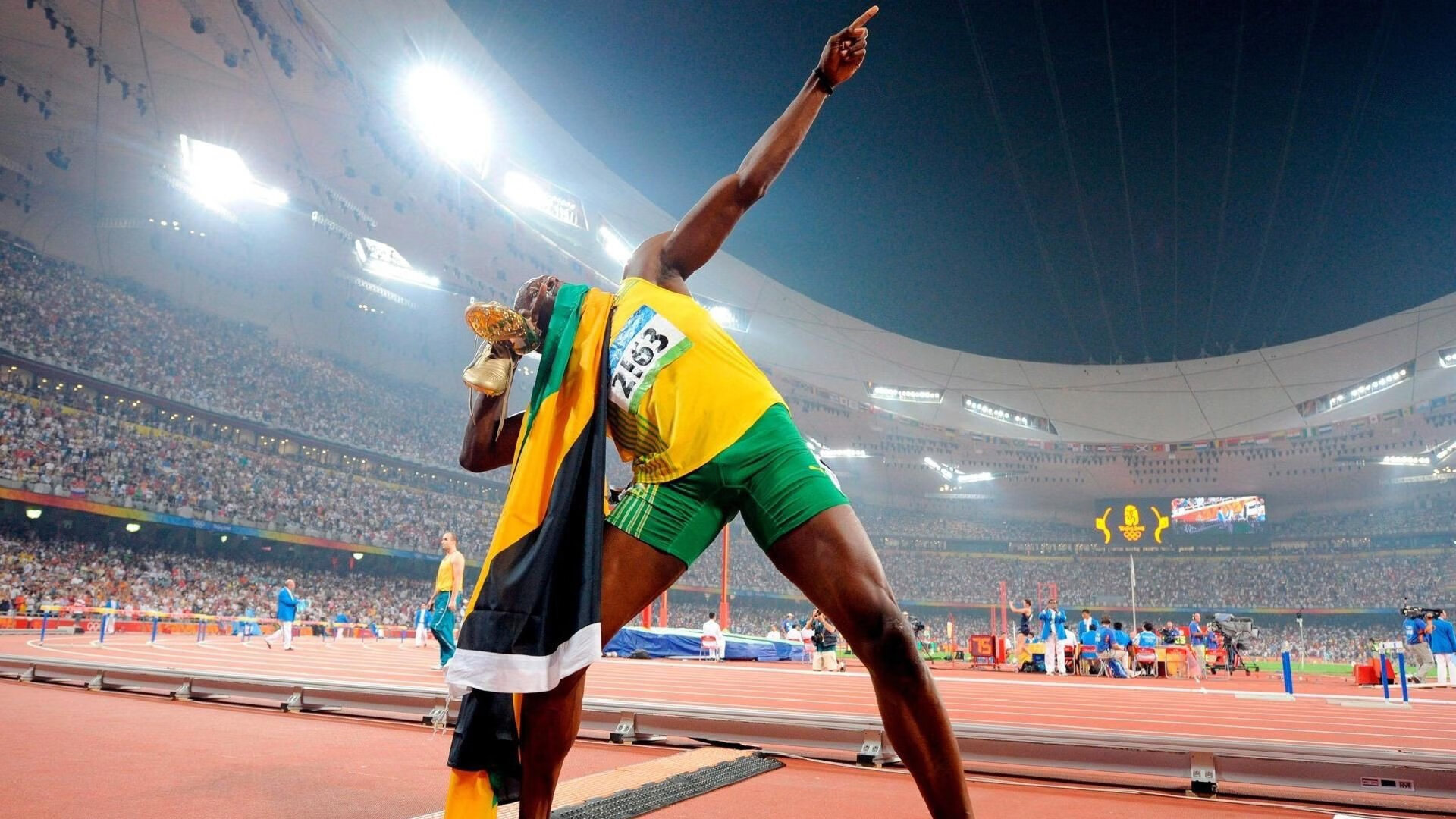 南美风暴席卷欧洲，巴拉圭式防守粉碎马赛，奥斯梅恩刷新纪录书写那不勒斯新篇