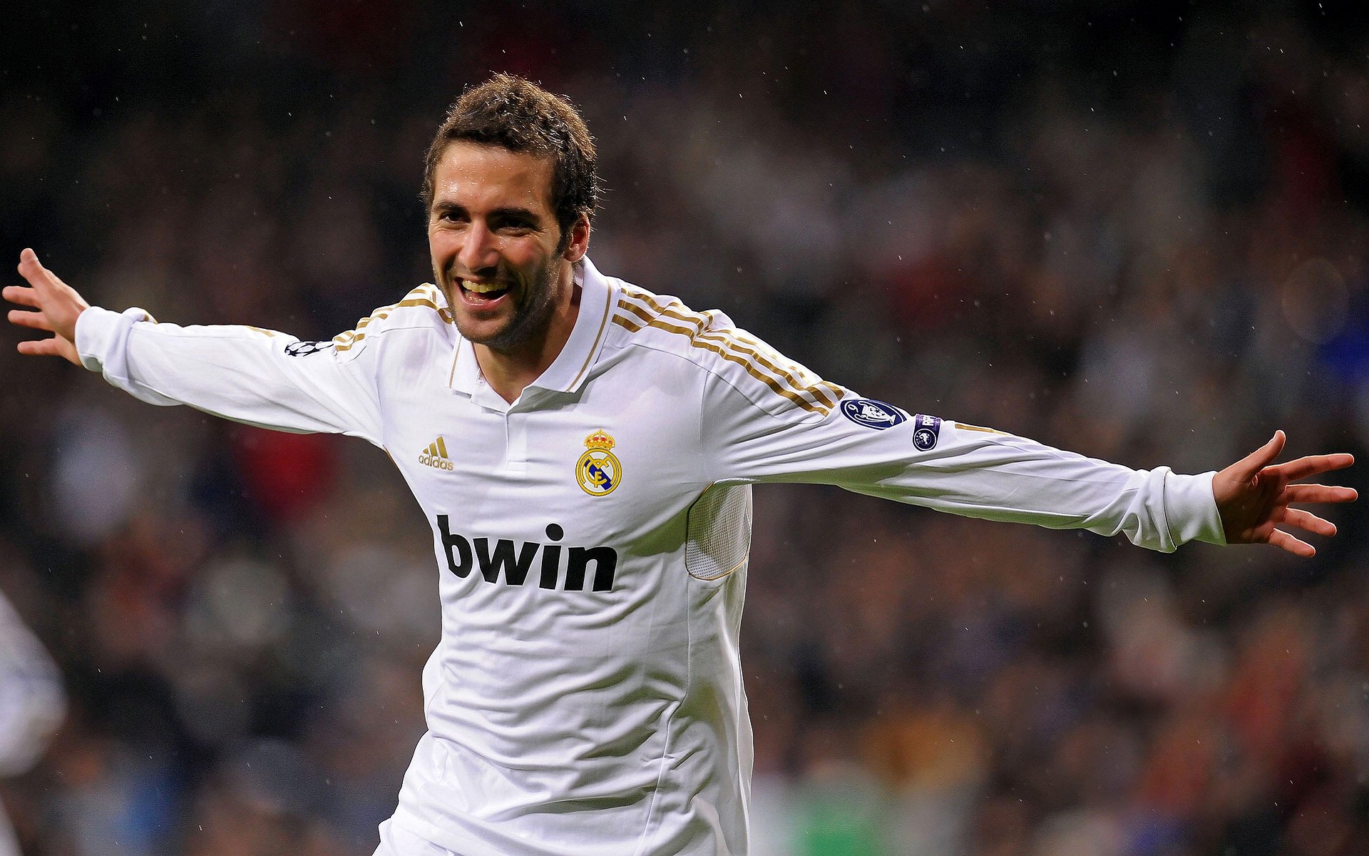 PG电子APP-马赛一波流击溃智利，金玟哉统治级表现锁定全场最佳