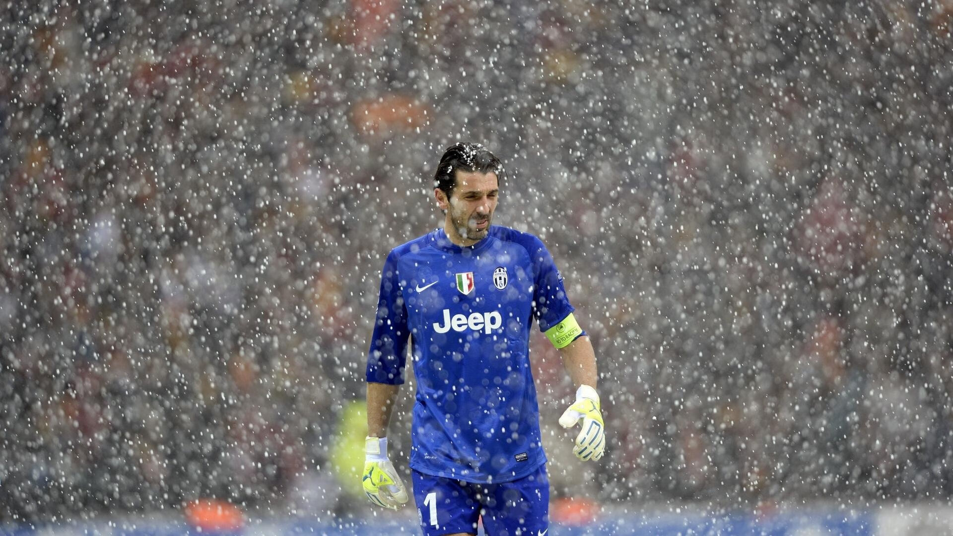 里昂提前终结悬念，中国新星闪耀欧洲；弗拉霍维奇压制级发挥震撼足坛